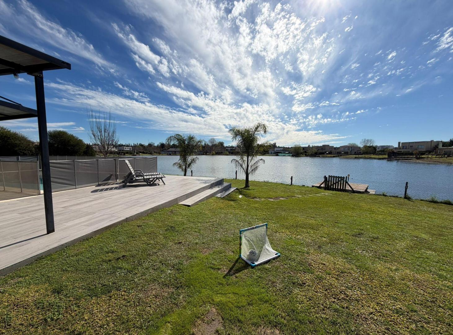 Foto de Casa a la Laguna en Venta - El Cantón Norte- 7amb, imagen 3