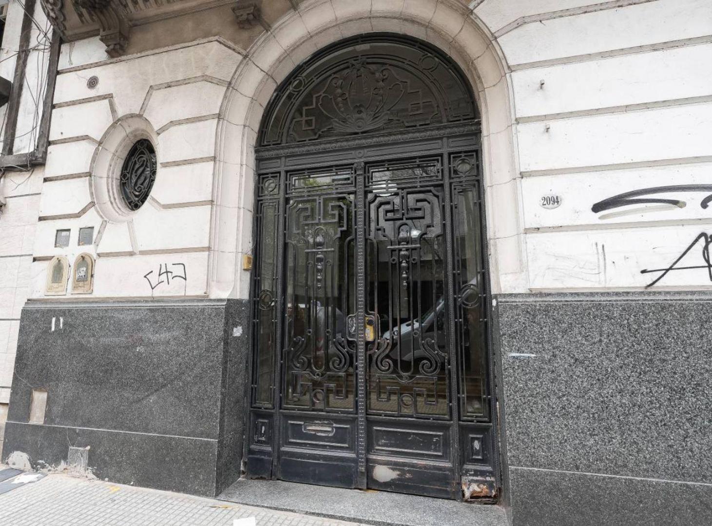 Foto de HOTEL EN VENTA – 2° PISO CON ASCENSOR – BALVANERA, imagen 2