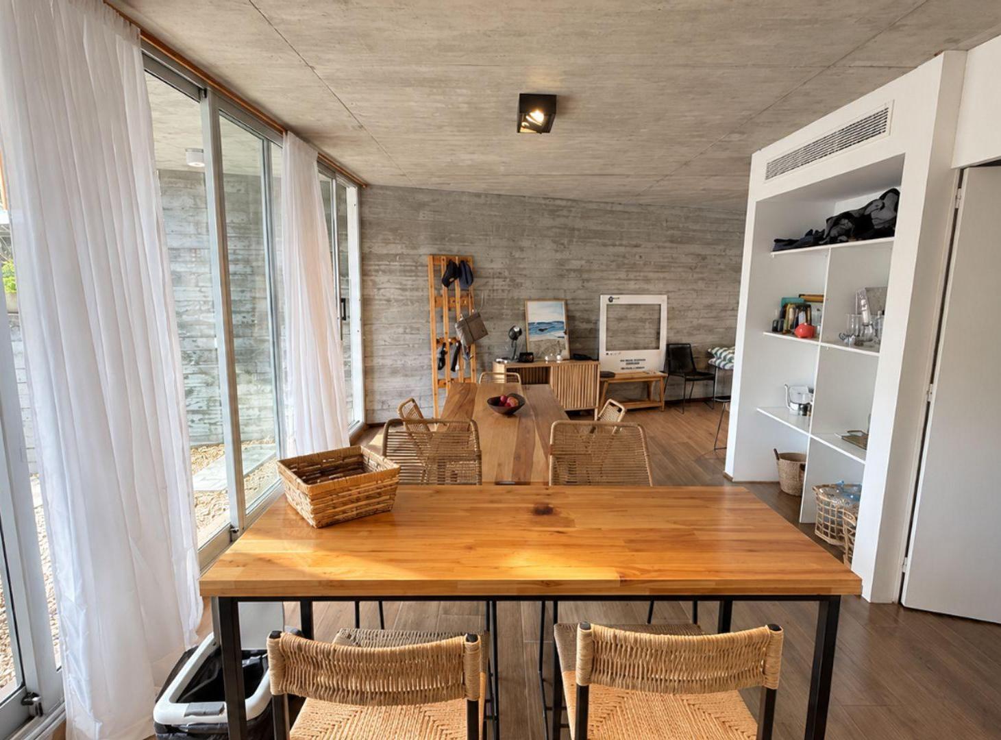 Foto de VENTA DE DEPARTAMENTO / DUPLEX 3 AMB. PUNTA CHICA, imagen 2