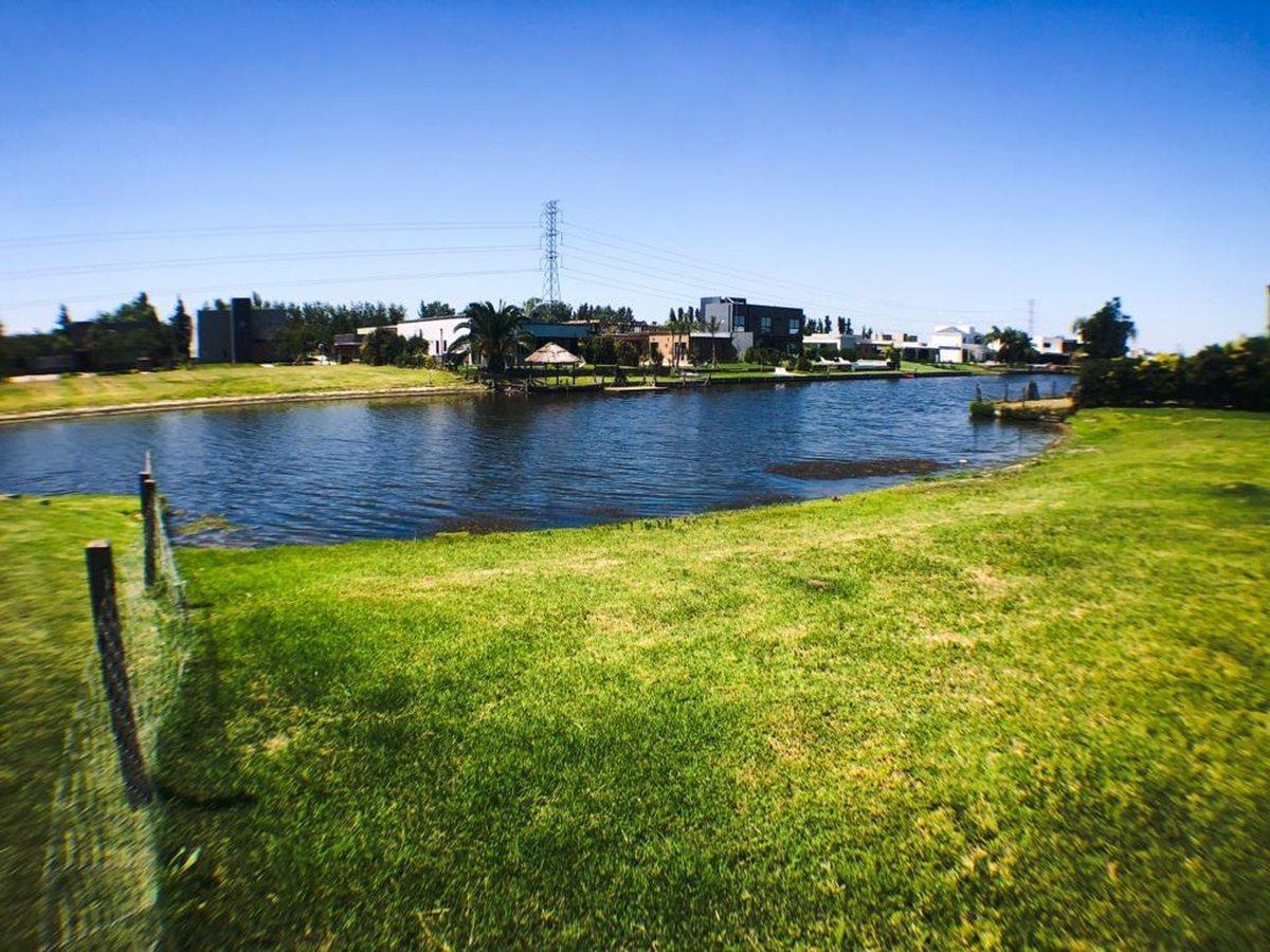 Foto de Terreno VENTA a la laguna Bo Santa Isabel, imagen 1
