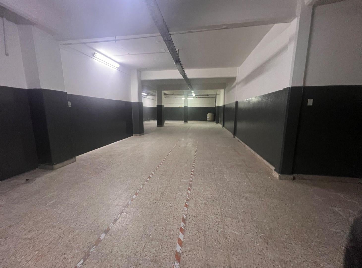 Foto de Venta local con oficinas y subsuelo Montserrat, imagen 4