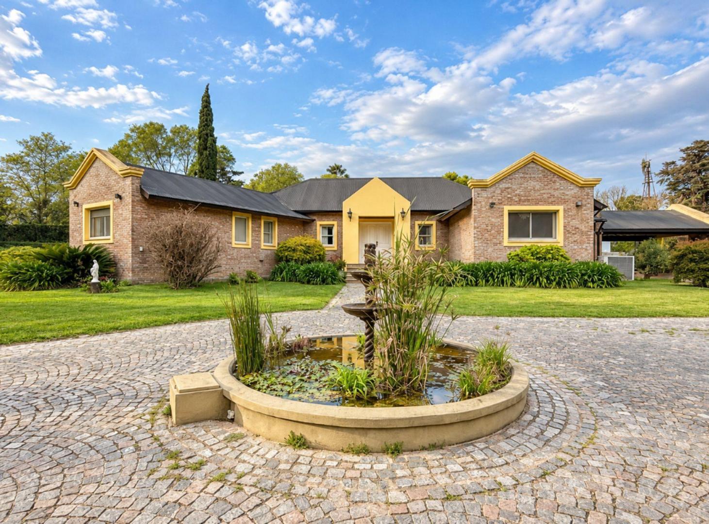 Foto de VENTA DE CASA (LOTE AMPLIO) EN BENAVIDEZ, imagen 1