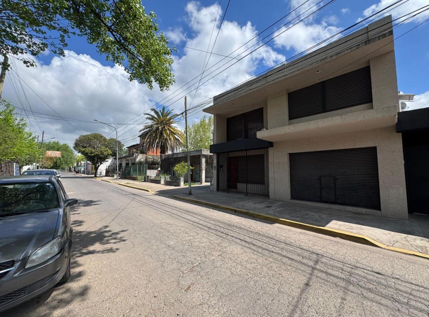 Foto de VENTA CASA+DUPLEX+LOCAL EN EL CENTRO DE PILAR, imagen 2