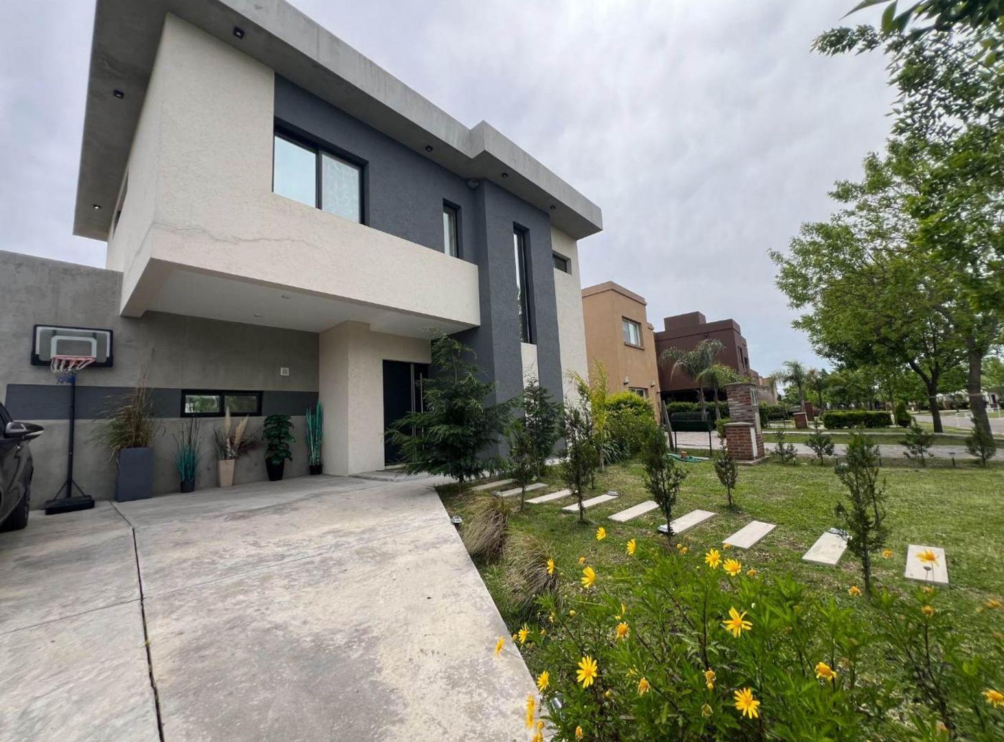Foto de Casa en Venta San Eduardo Pilar del Este c/Pileta, imagen 2