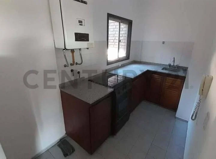 Alquiler Departamento Alberdi 1 Dormitorio con Balcón 5