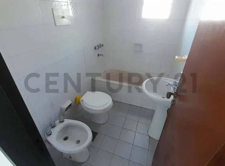 Alquiler Departamento Alberdi 1 Dormitorio con Balcón 4