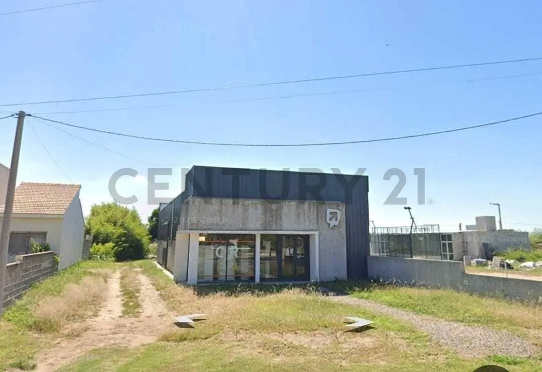 SE VENDE LOCAL COMERCIAL 5