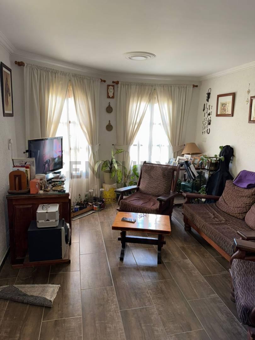 Foto de EN VENTA! Rio Tercero, Casa de 3 Dormitorios con garaje y Patio., imagen 4