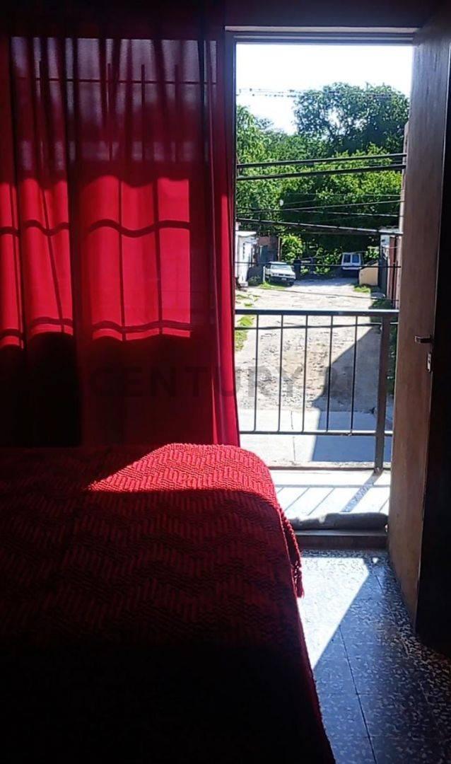 Foto de Depto de 1 Ambiente, 1 Dormitorio y cochera!, imagen 2