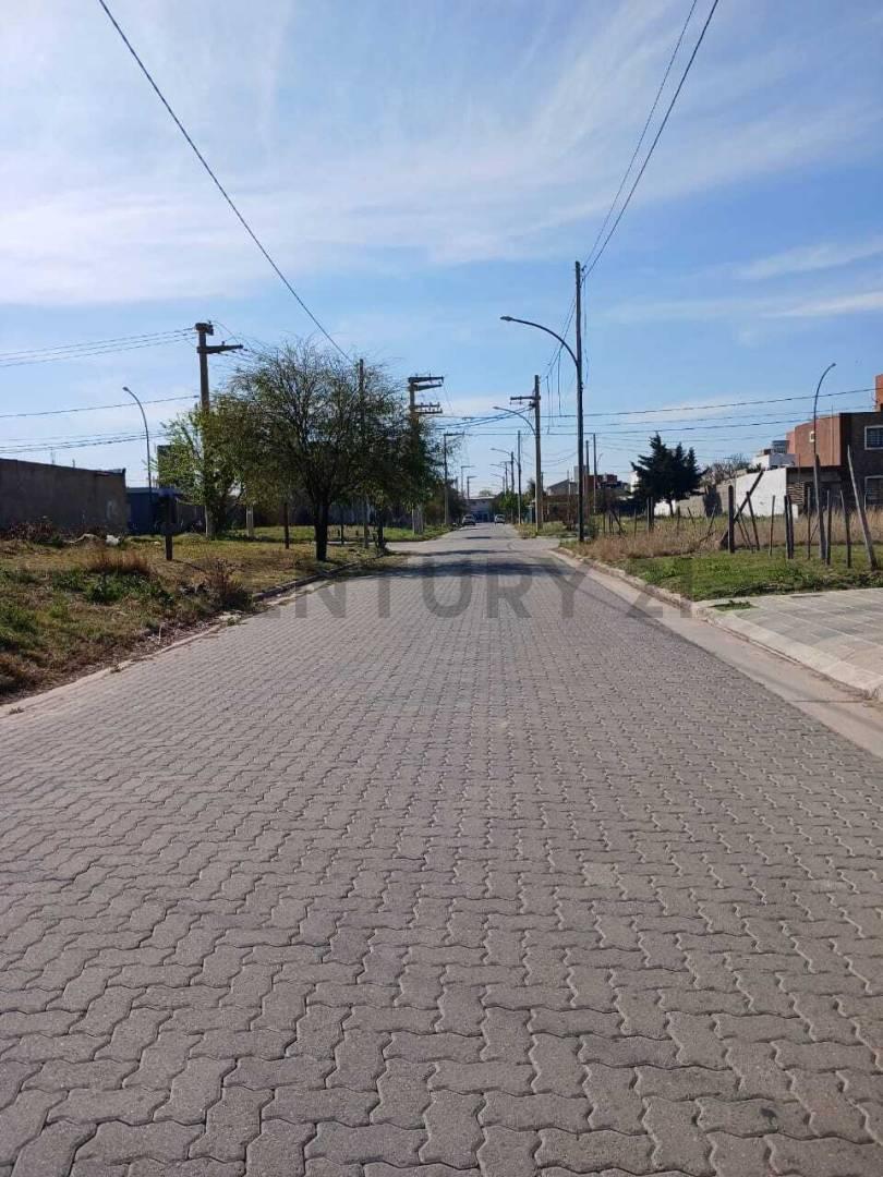 Foto de LOTE EN VENTA ZONA AV. FUERZA AEREA. B° ROSEDAL ANEXO, imagen 1