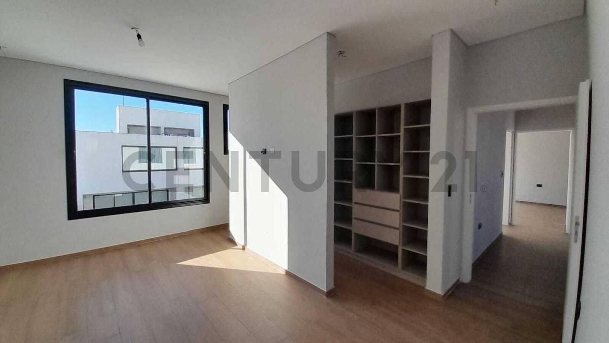 Foto de Venta Casa 3 Dormitorios Rincones de Manantiales, imagen 2