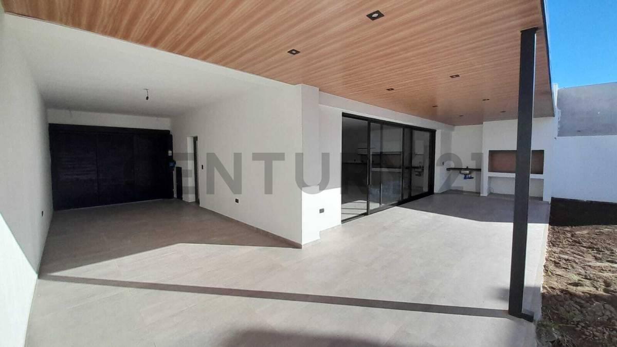 Foto de Venta Casa 3 Dormitorios Rincones de Manantiales, imagen 4
