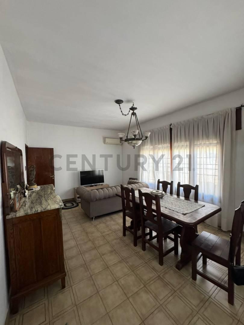 Foto de CASA EN VENTA / APTA CREDITO, imagen 1