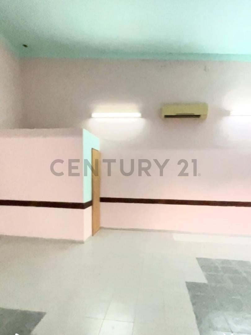 Foto de Venta de Local comercial más casa a reacondicionar, imagen 4