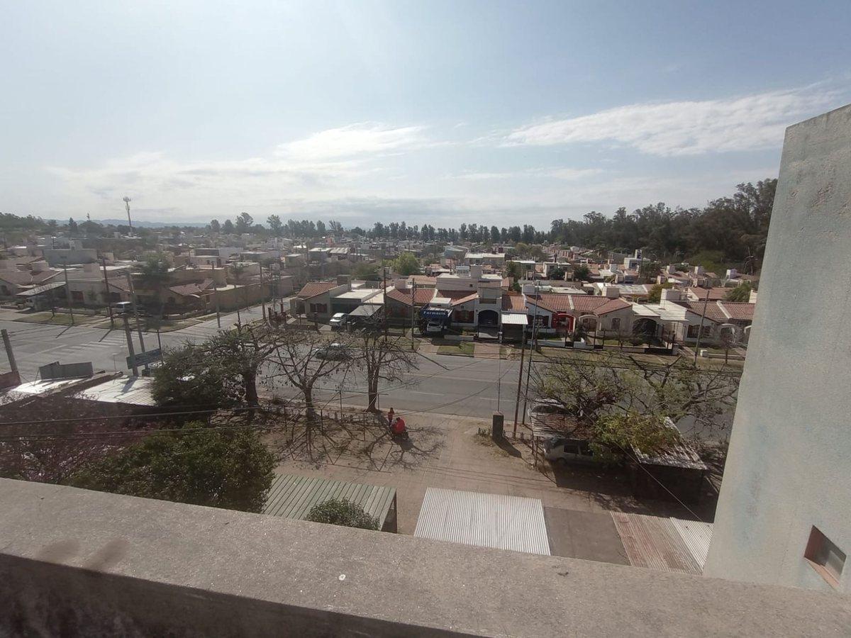 Vende Deprtamento 2 Dorm. Celso Barrios 5