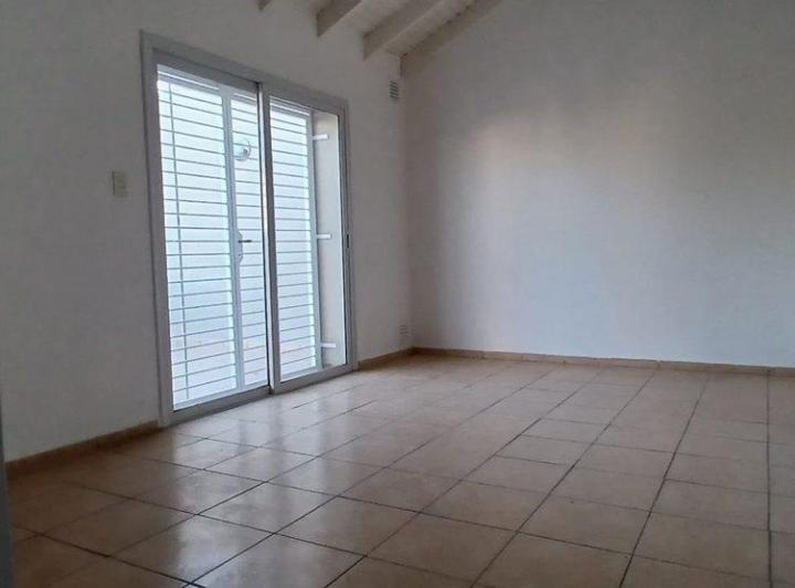 VENTA TRIPLEX BARRIO PARQUE CAPITAL 3