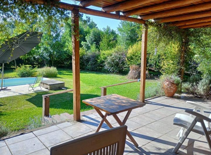 CASA CON PILETA - VILLA CIUDAD PARQUE  LOS REARTES 3