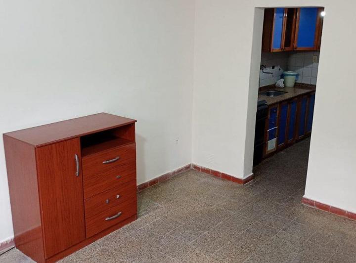 VENTA CASA DE 3 DORMITORIOS - B° IPV JUAN B JUSTO 3