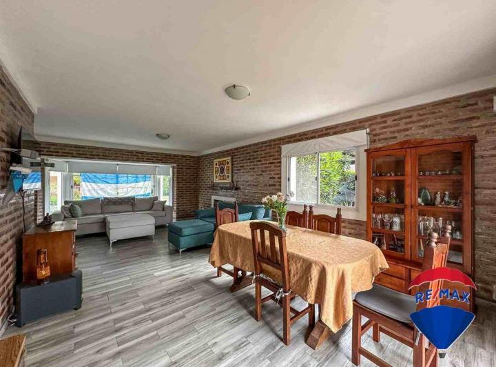 VENTA CASA 4 DORMITORIOS SAN ISIDRO VILLA ALLENDE 1