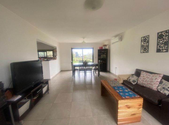 Venta casa 3 dorm 1435 m² B Privado Las Corzuelas 3