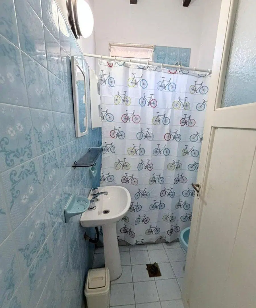 VENDO CASA 4 D 2 B - GRAN TERRENO- PARQUE SIQUIMAN 4