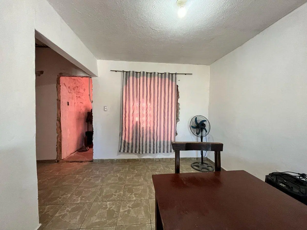 SE VENDE CASA ESTACION COLONIA TIROLESA 3