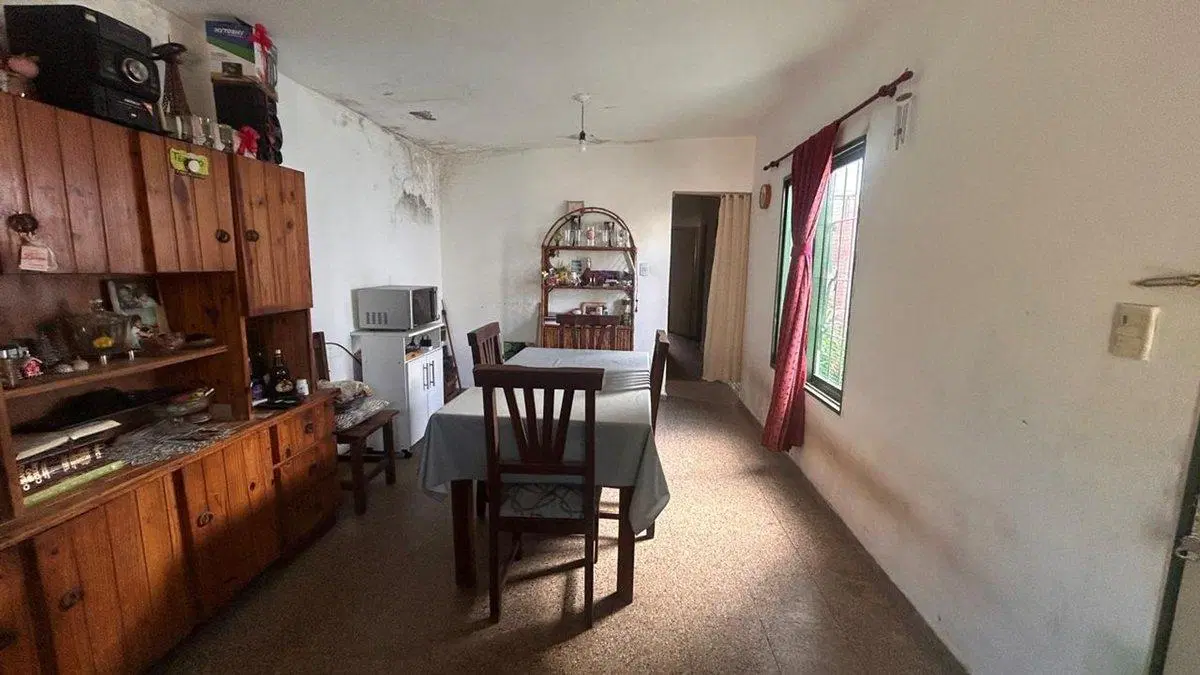 CASA A RECICLAR EN RESIDENCIAL  VELEZ SARFIELD 2