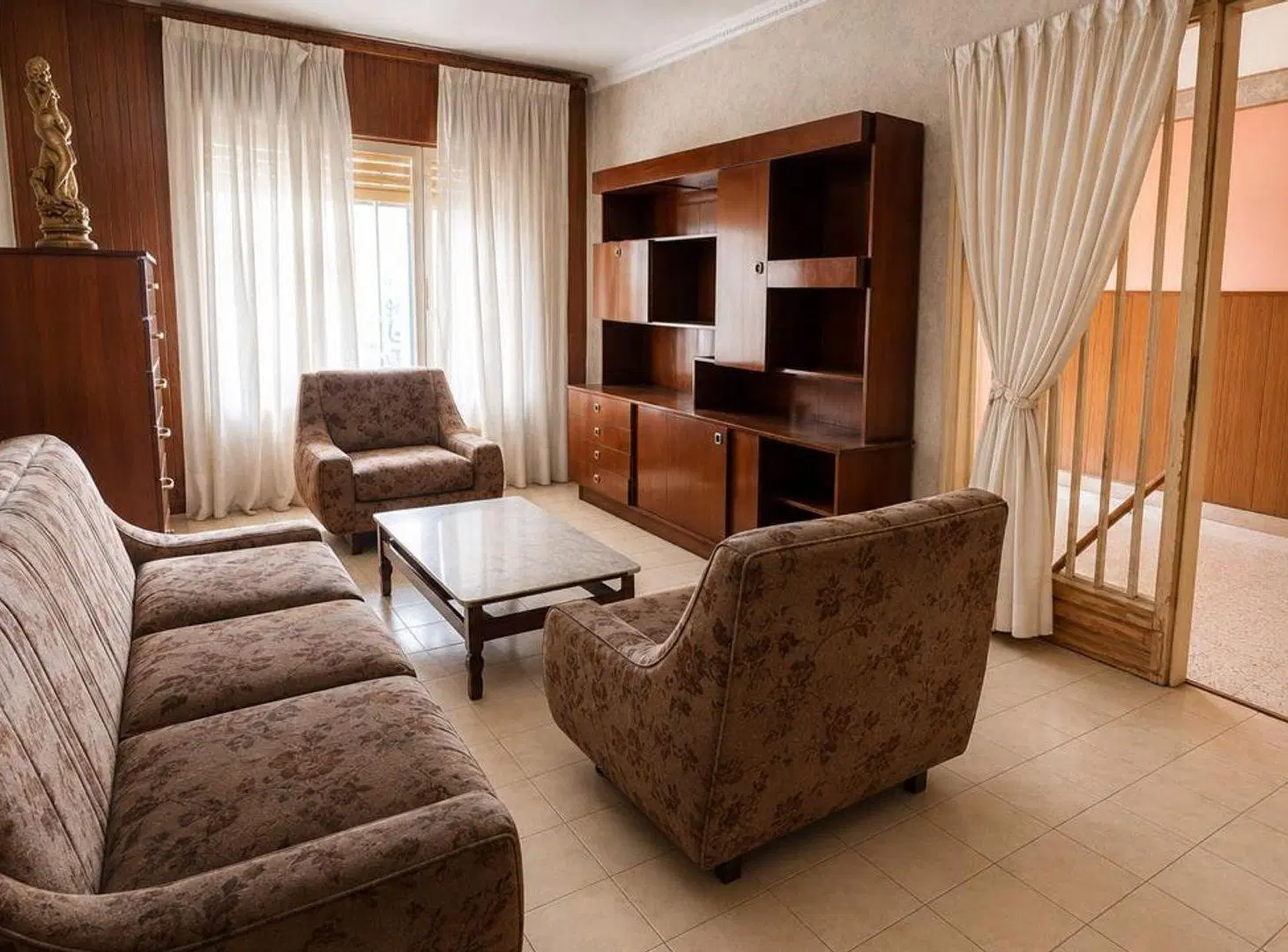 VENTA CASA + DEP EN B° JARDIN 5