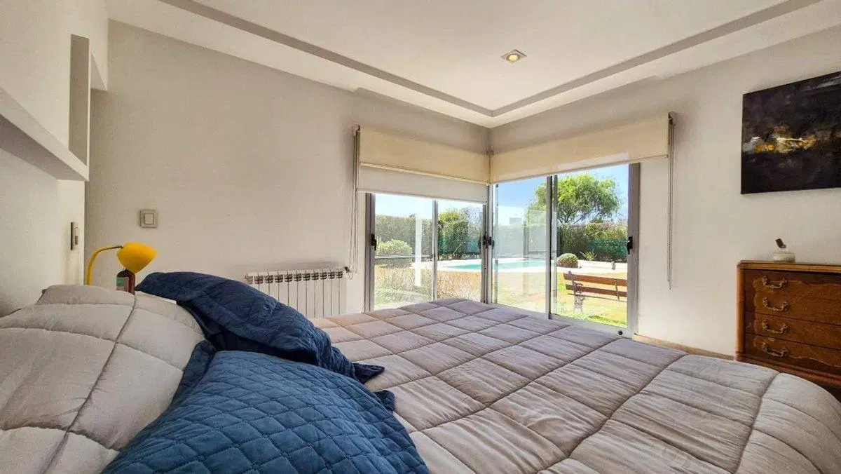 VENTA FINCAS DEL SUR II CASA 4 DORM. IMPECABLE 3