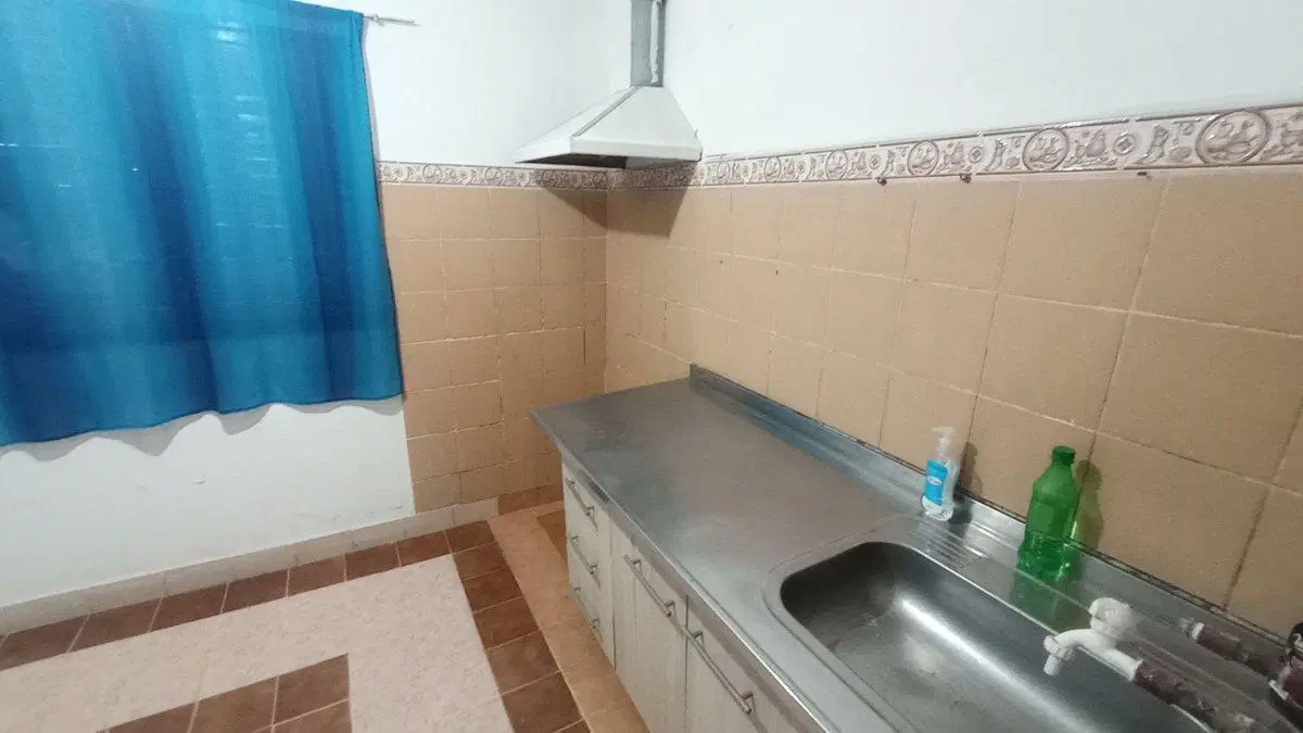 VENTA DEPARTAMENTO PLANTA BAJA BARRIO EJERCITO ARG 5