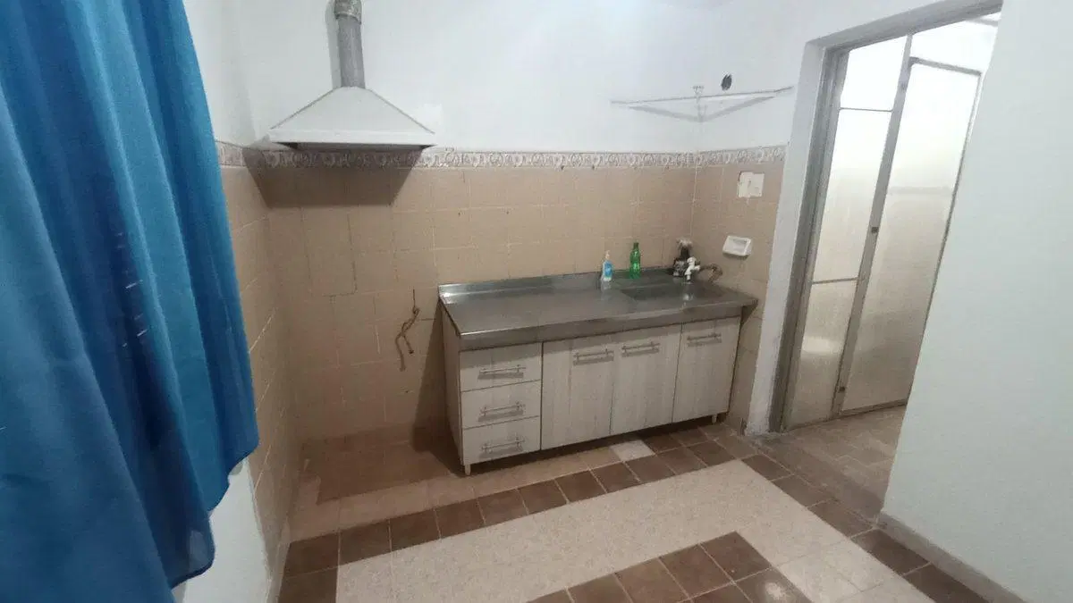 VENTA DEPARTAMENTO PLANTA BAJA BARRIO EJERCITO ARG 3