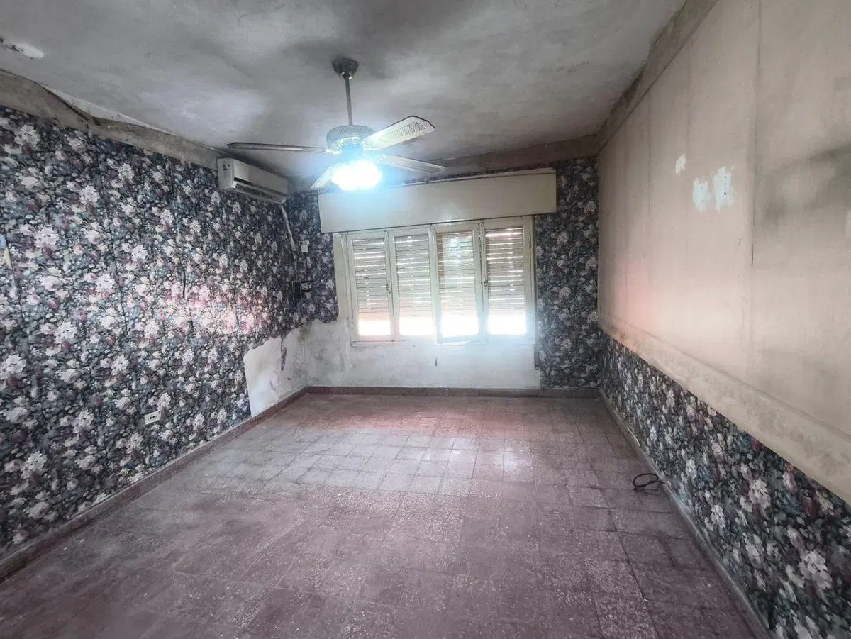 SE VENDE CASA BºMATIENZO 2 DORMITORIOS 2
