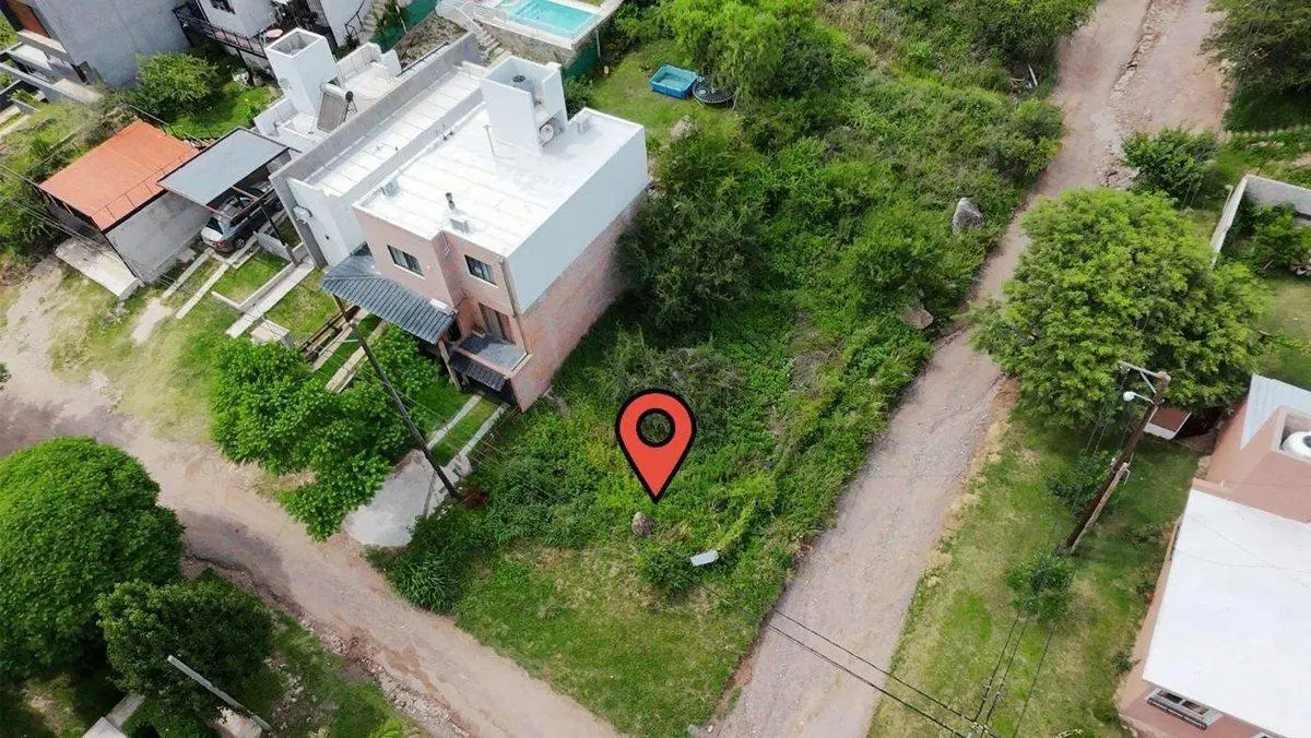 VENTA LOTE ESQUINA 300M2 SAN NICOLAS 2DA SECCION 5