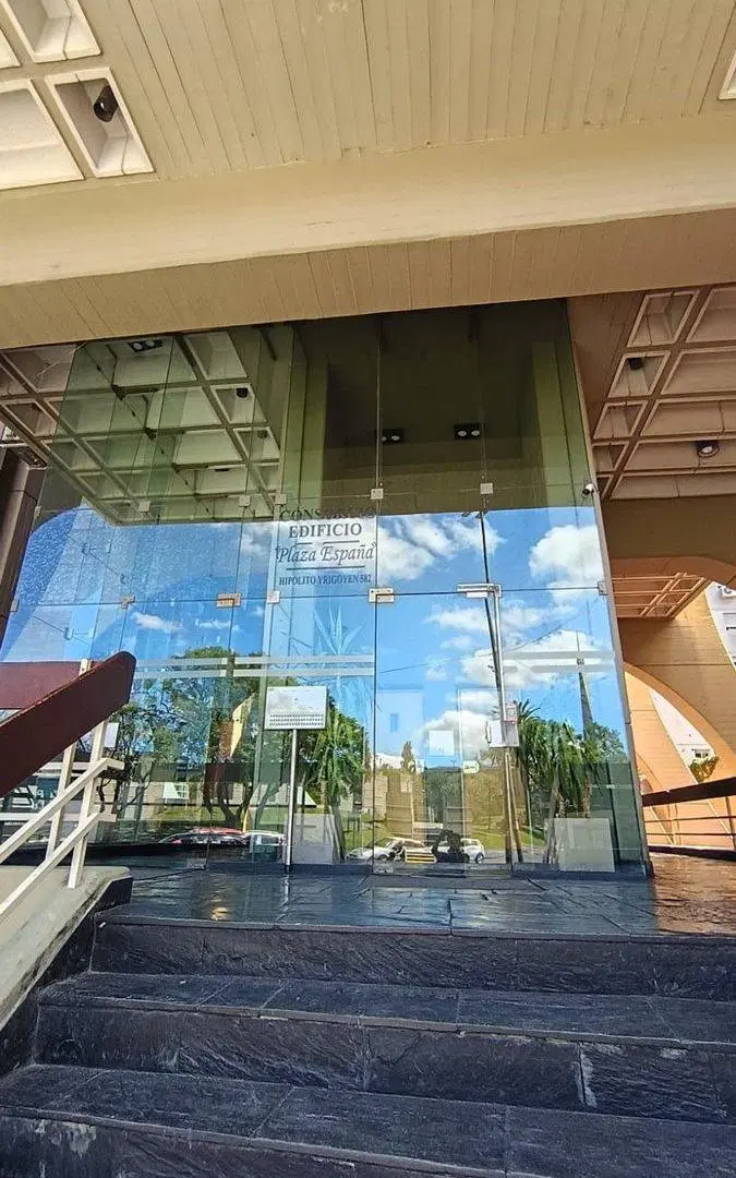 VENTA SEMIPISO AMOBLADO CON COCHERA 4