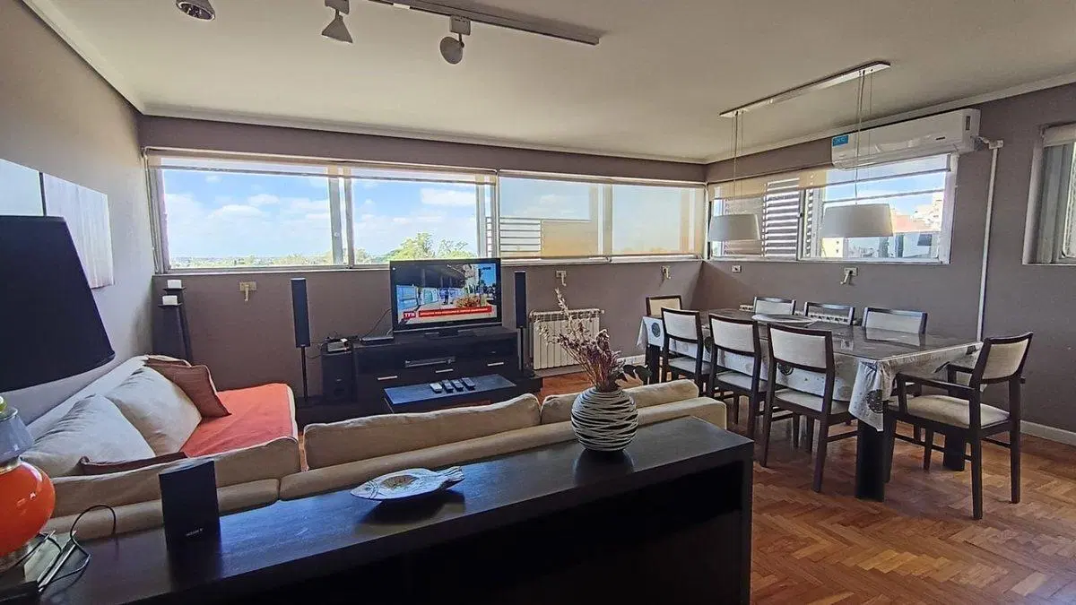 VENTA SEMIPISO AMOBLADO CON COCHERA 5