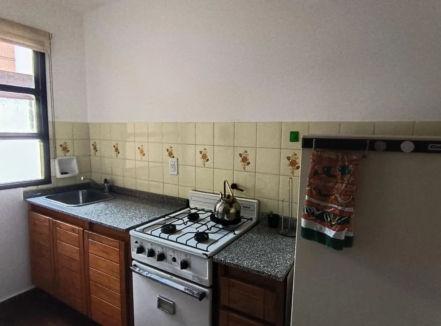 VENTA DEPARTAMENTO CON BALCON Y COCHERA NVA CBA 3