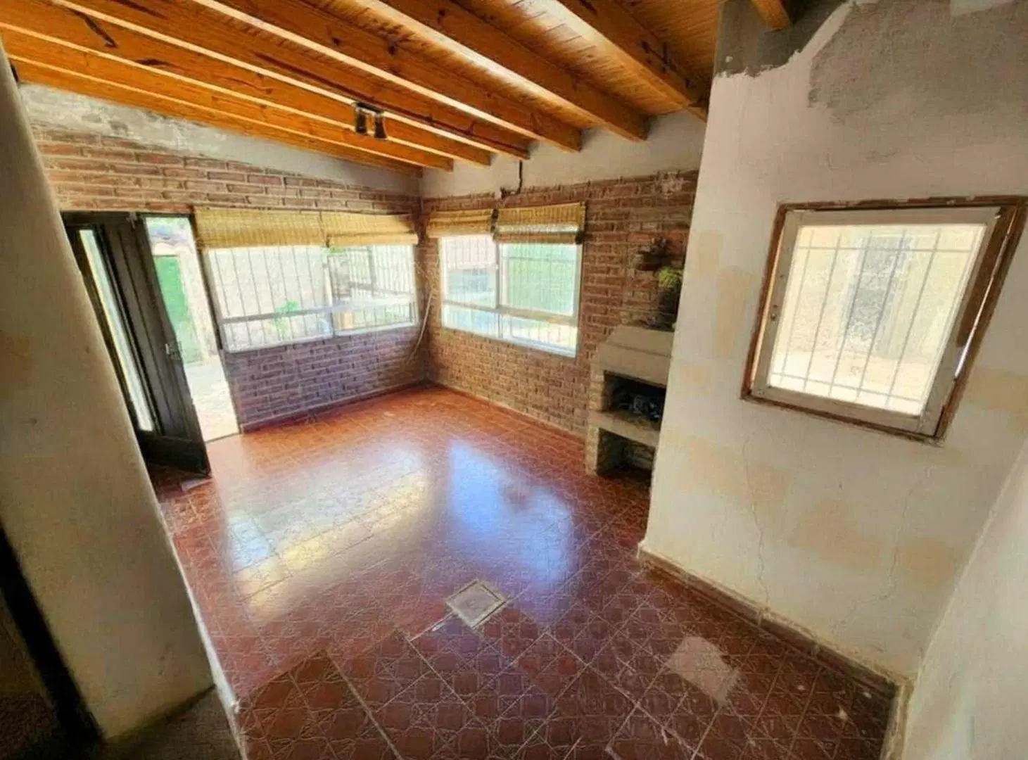 VENTA CASA 2 DORM CON PILETA APTA CREDITO COSQUIN 5