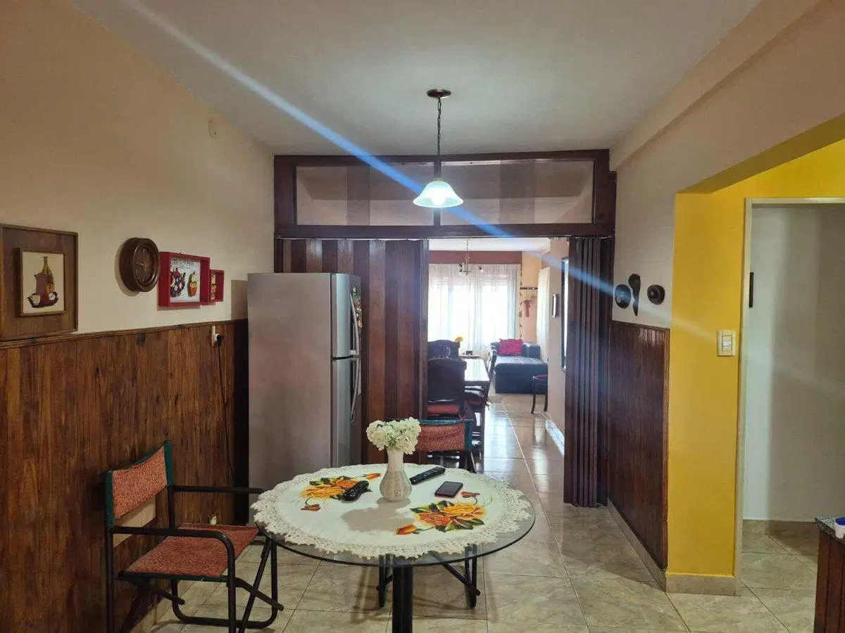 REMAX VENDE CASA 4 DORM. Bº MATIENZO GRAN PATIO 3