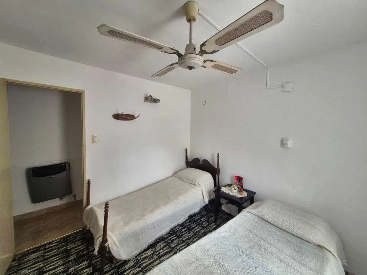REMAX VENDE CASA 4 DORM. Bº MATIENZO GRAN PATIO 5