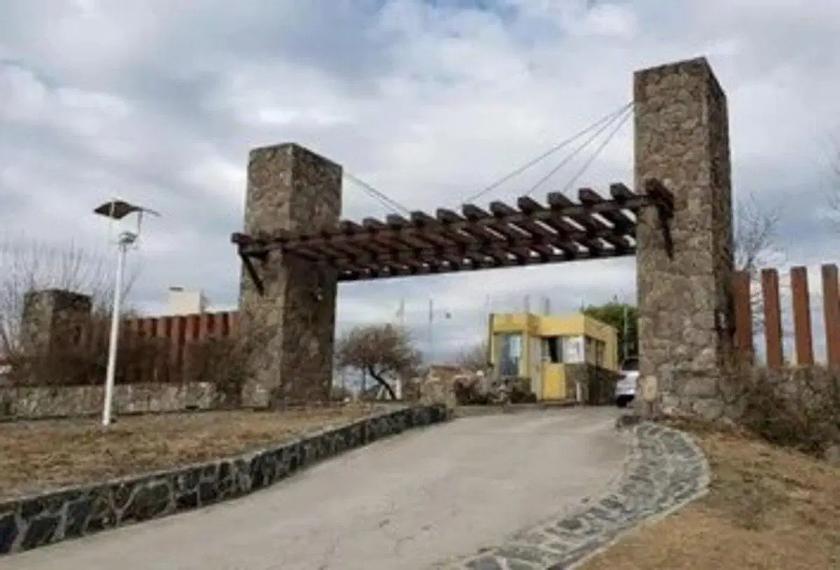 VENTA TERRENO EN BARRIO LOMAS DEL REY, MAYU SUMAJ 4