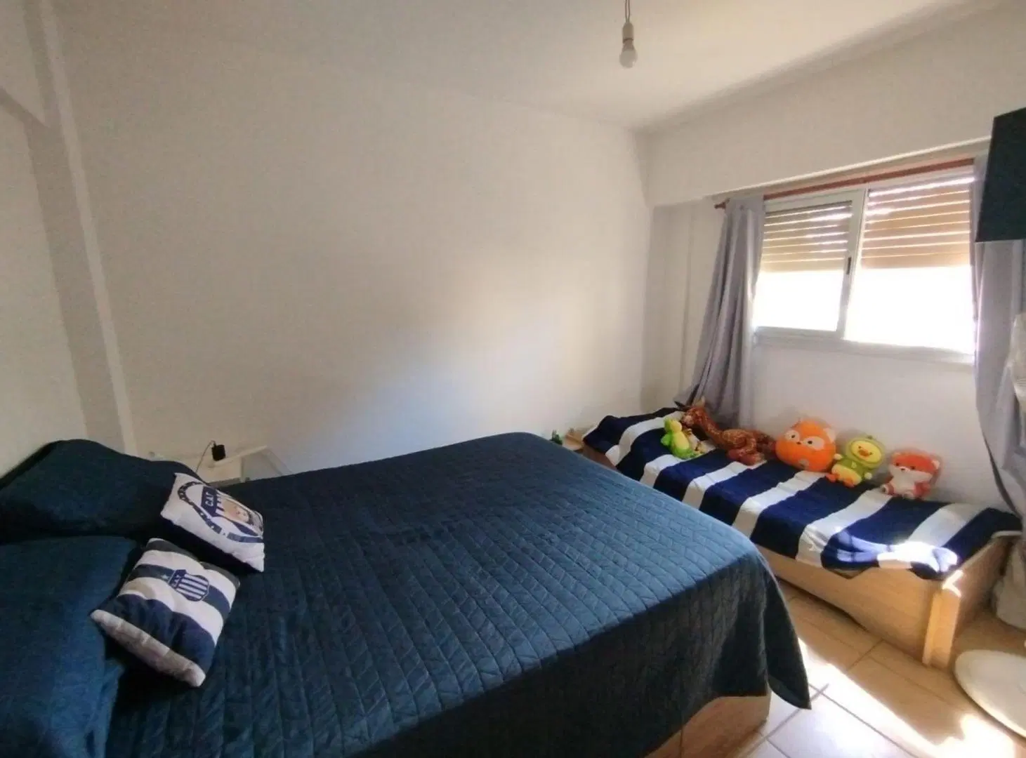 VENTA DEPTO  3 DORM , BALCON B°SANTA ISABEL 5