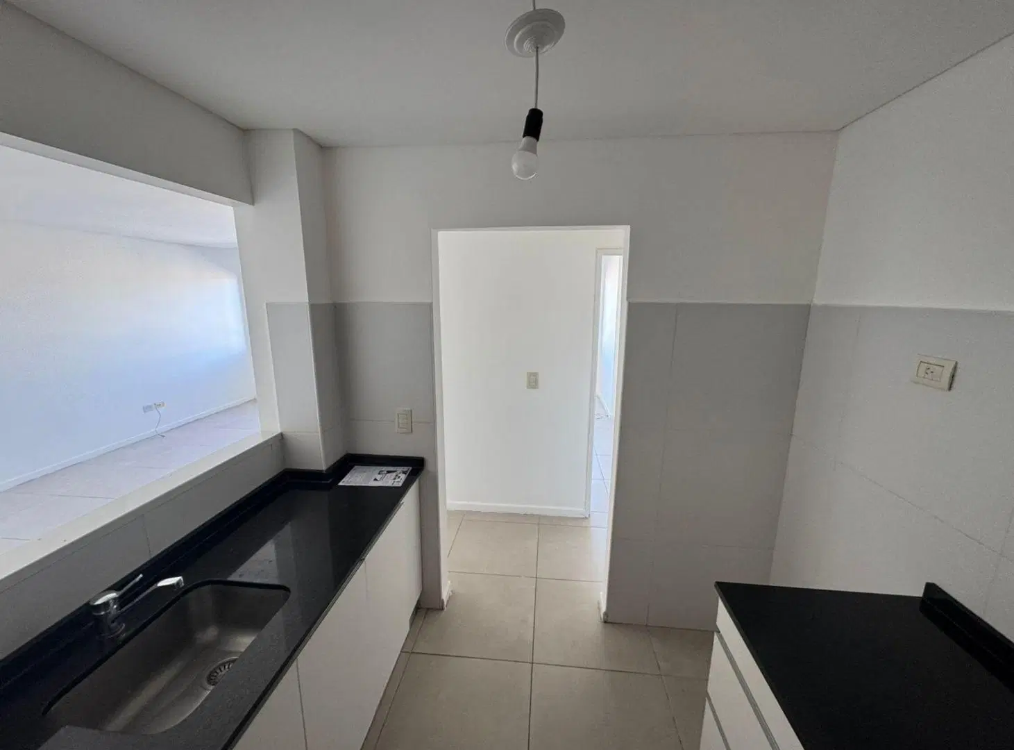 RE/MAX VDE DPTO CON COCHERA 2 DORM 2 BAÑOS 2