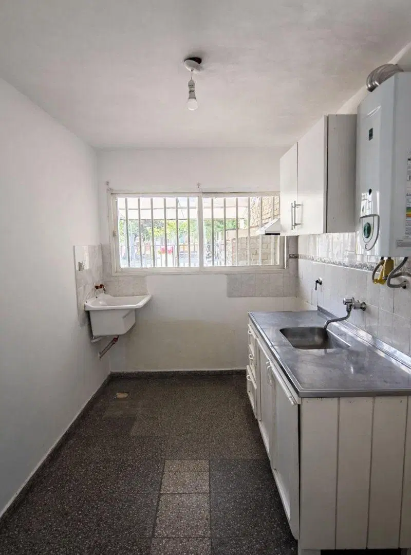 ALQUILER, DEPTO  2 DORM, COCHERA, TERRAZA Y ASADOR 3
