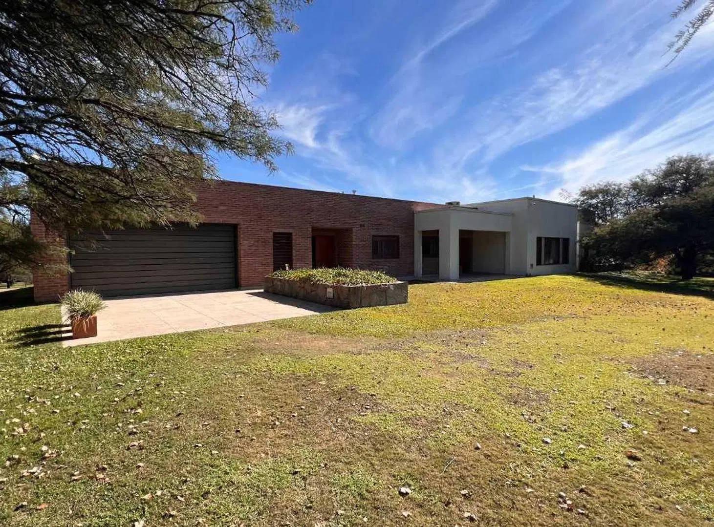 VENTA CASA EXCLUISIVA EN ANISACATE CON 6 HECTAREAS 2