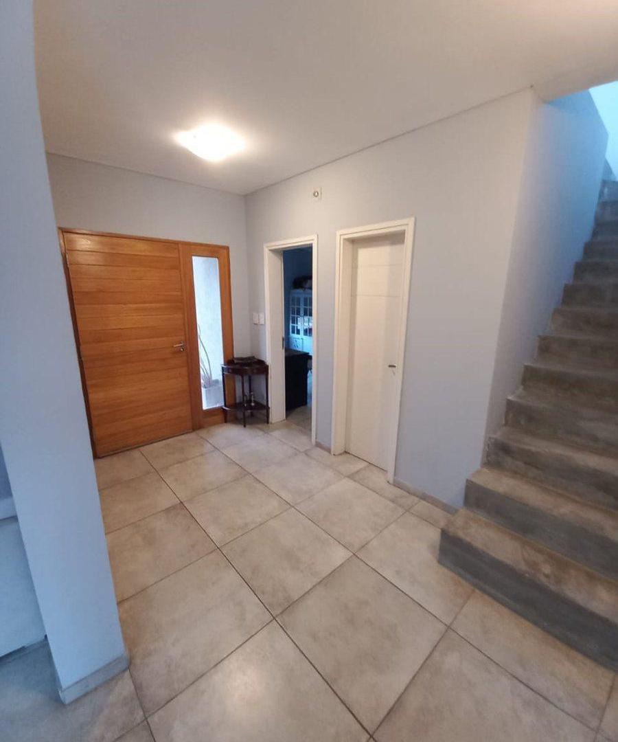 VENDO CASA 3 D  - LAS CAÑITAS - MALAGUEÑO