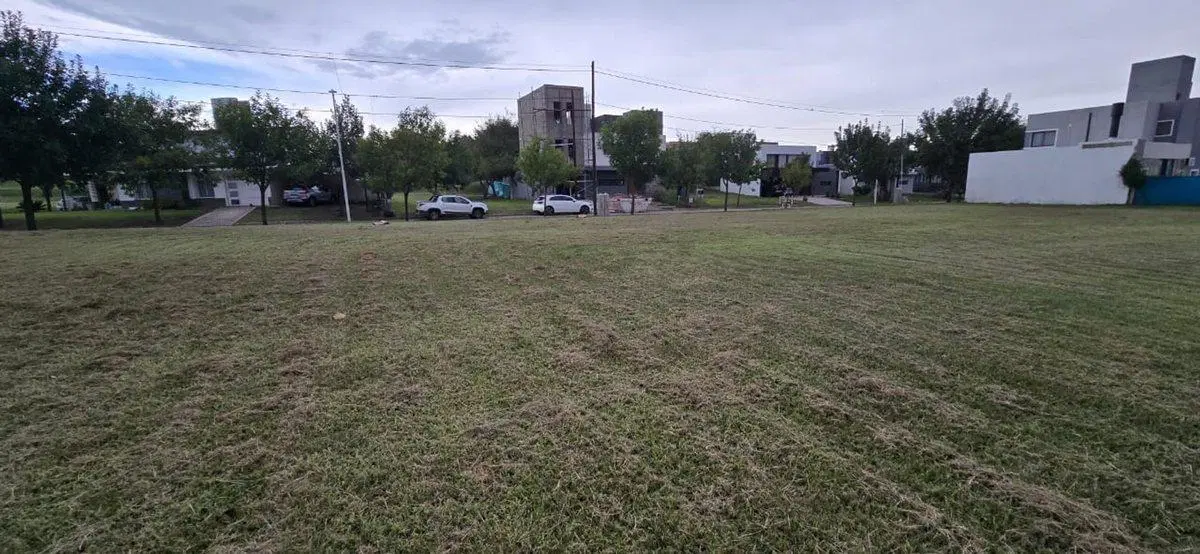 SE VENDE TERRENO EN TEJAS CUATRO 2