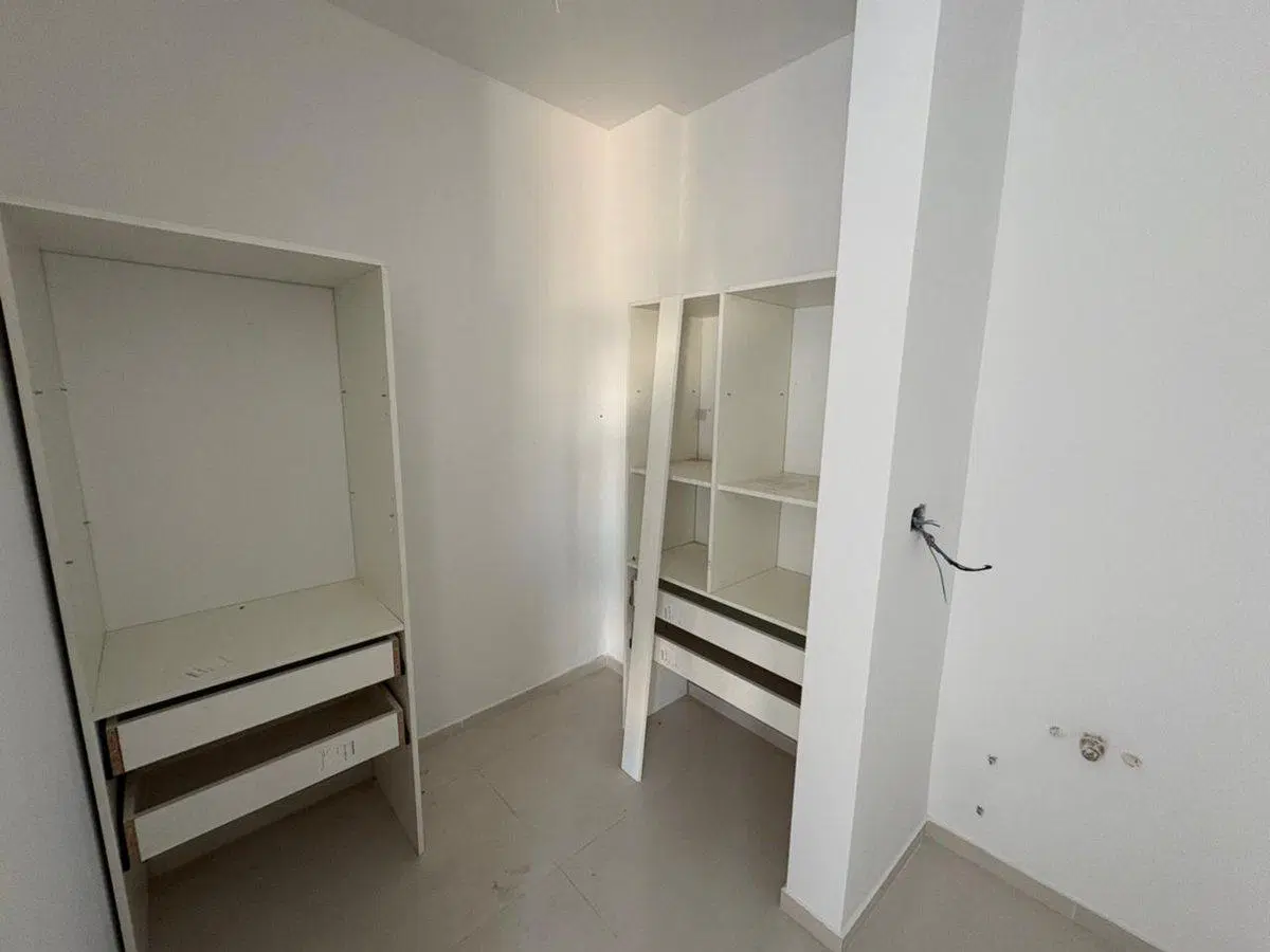 VENTA DUPLEX DOCTA 3 DORMITORIOS,2 EN SUITE Y VEST 4