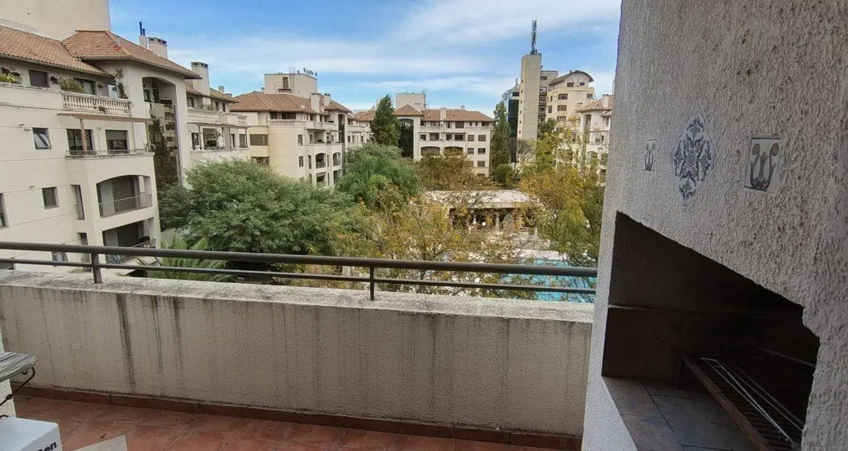 VENTA CASONAS DEL SUR 2 DORM. 2 BAÑOS COCHERA SUB. 5