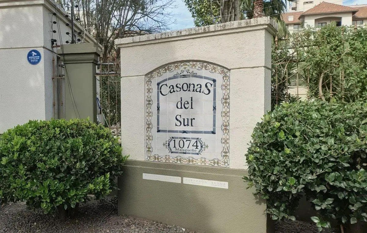 VENTA CASONAS DEL SUR 2 DORM. 2 BAÑOS COCHERA SUB. 4