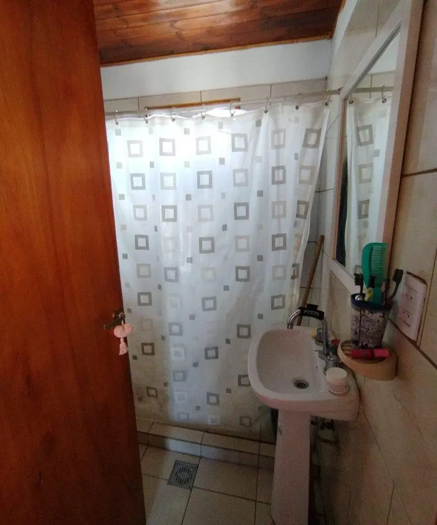 IDEAL INVERSION, VENTA 2 CASAS DE 2 Y 3 DOR PILETA 4